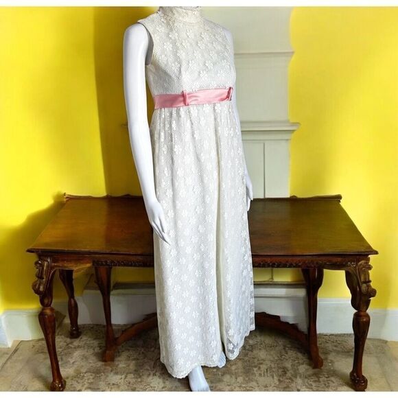 Vintage Saks Fifth Ave 60’s White Lace Pink Bows Dress - Picture 3 of 8